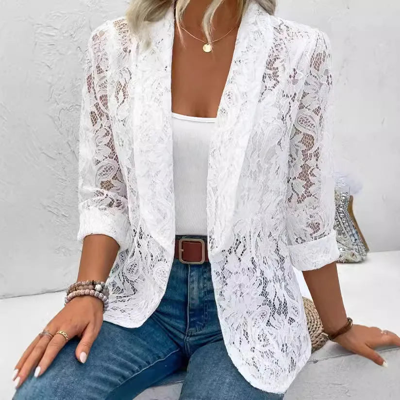 Eline | Let blazer med reverskrave og blondemønster
